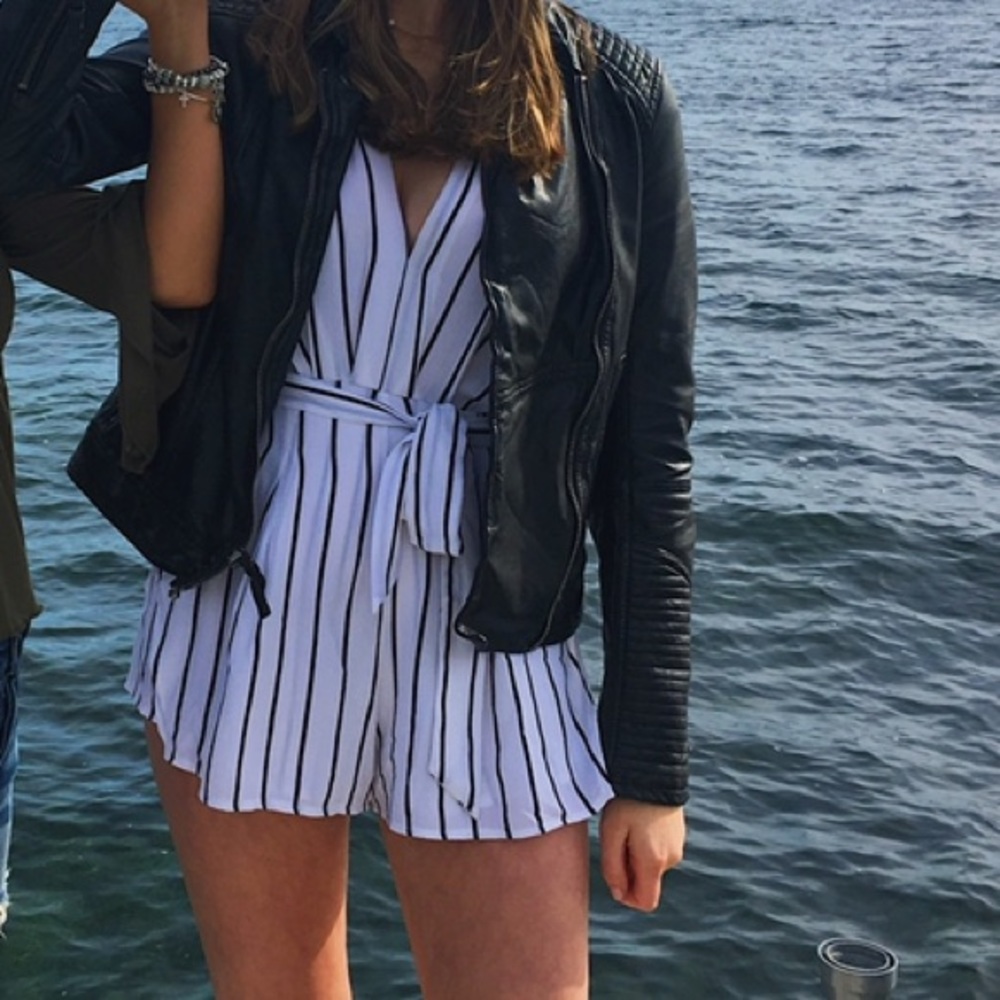 Black & White Romper | LF | Small | Like New